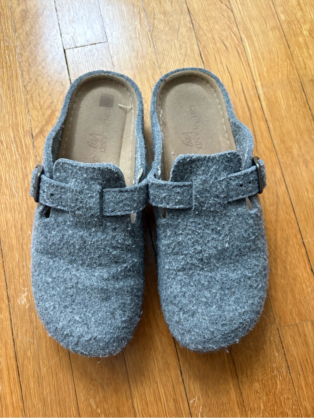 Grunland Vegan Clogs size 8.5 women/7 men